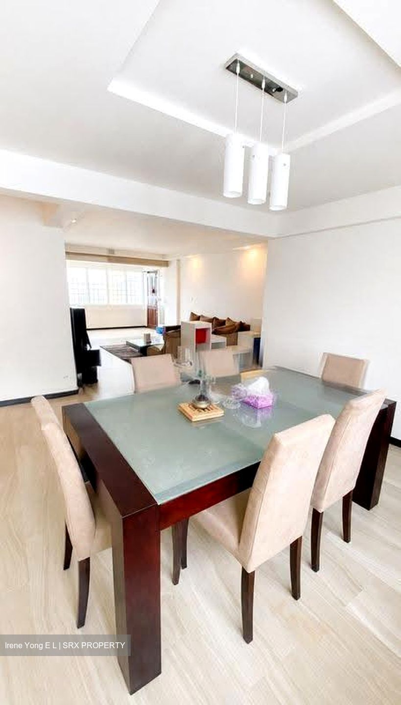 Blk 210 Tampines Street 23 (Tampines), HDB 5 Rooms #609529541